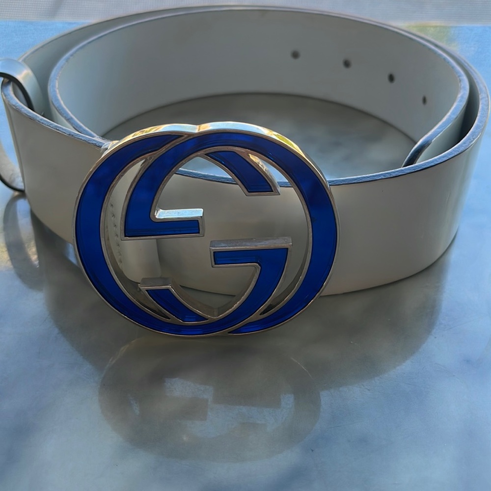 Gucci White Belt Blue Buckle